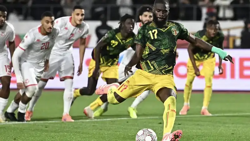 ركلات الترجيح تُسقط تونس… ومالي تشق طريقها إلى ربع نهائي "كان المغرب"
